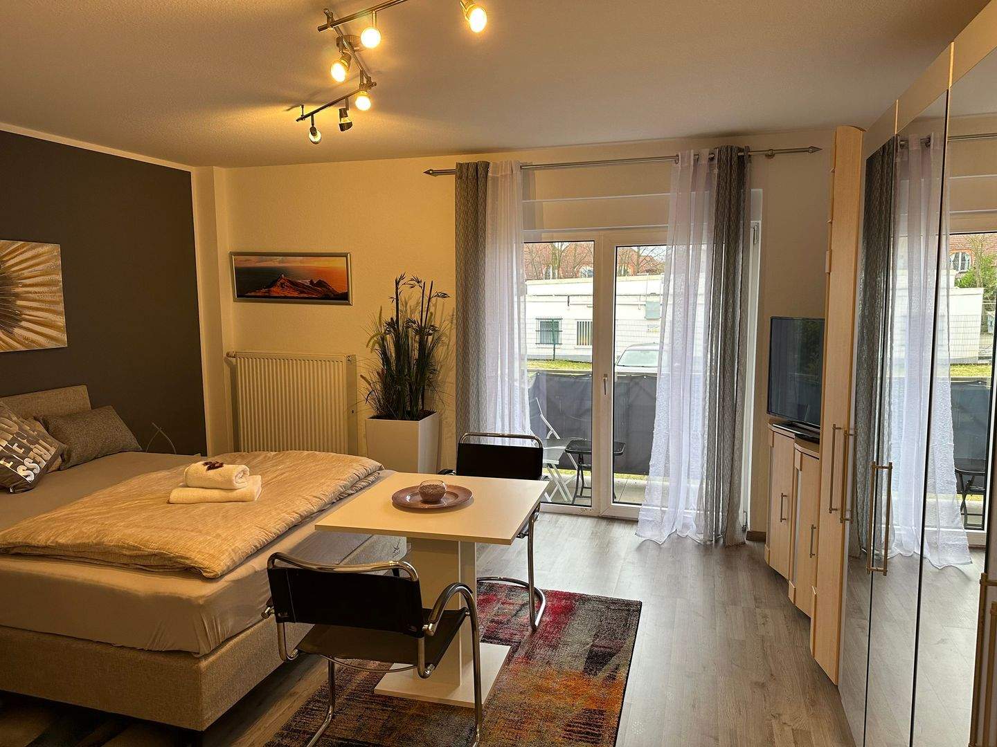 TOP! Möbliertes Appartement komplett ausgestattet, Nähe Indu Park, Technozentrum, kurzfristig beziehbar! – Dortmund – Vorschaubild 3