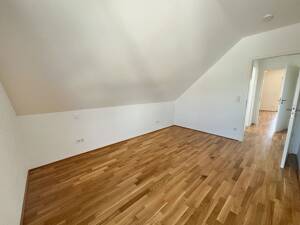Neuwertige Dreizimmerwohnung mit Küche, Südbalkon und Stellplatz in Mainz-Laubenheim – 55130 Mainz – Vorschaubild 5