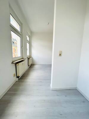 renovierte & attraktive 1-Raum Wohnung in Dölitz ab sofort zu vermieten – 4279 Leipzig – Vorschaubild 3