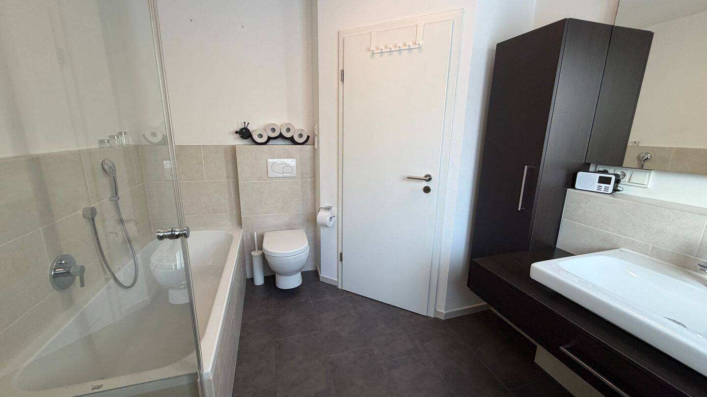 Helle & moderne 3-Zimmer-Wohnung – möbliert auf Zeit mit Balkon und Smart-Home-Komfort – Nürnberg – Vorschaubild 3
