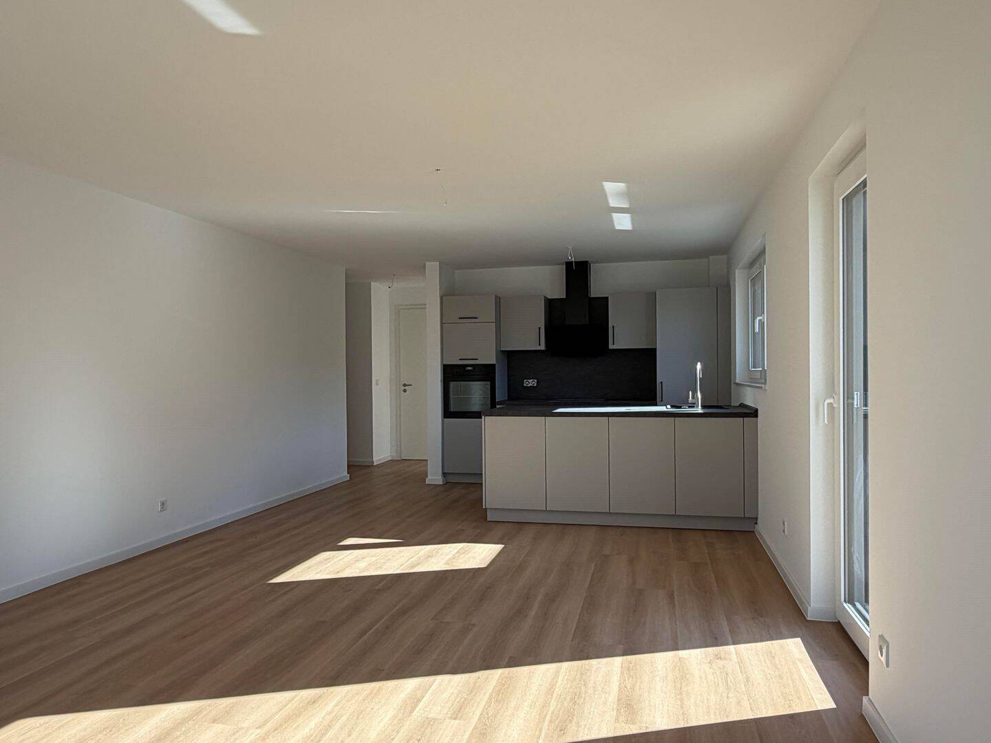 Exklusive 3-ZKB-Neubauwohnung mit Terrasse in Bielefeld-Theesen – Bielefeld – Vorschaubild 5
