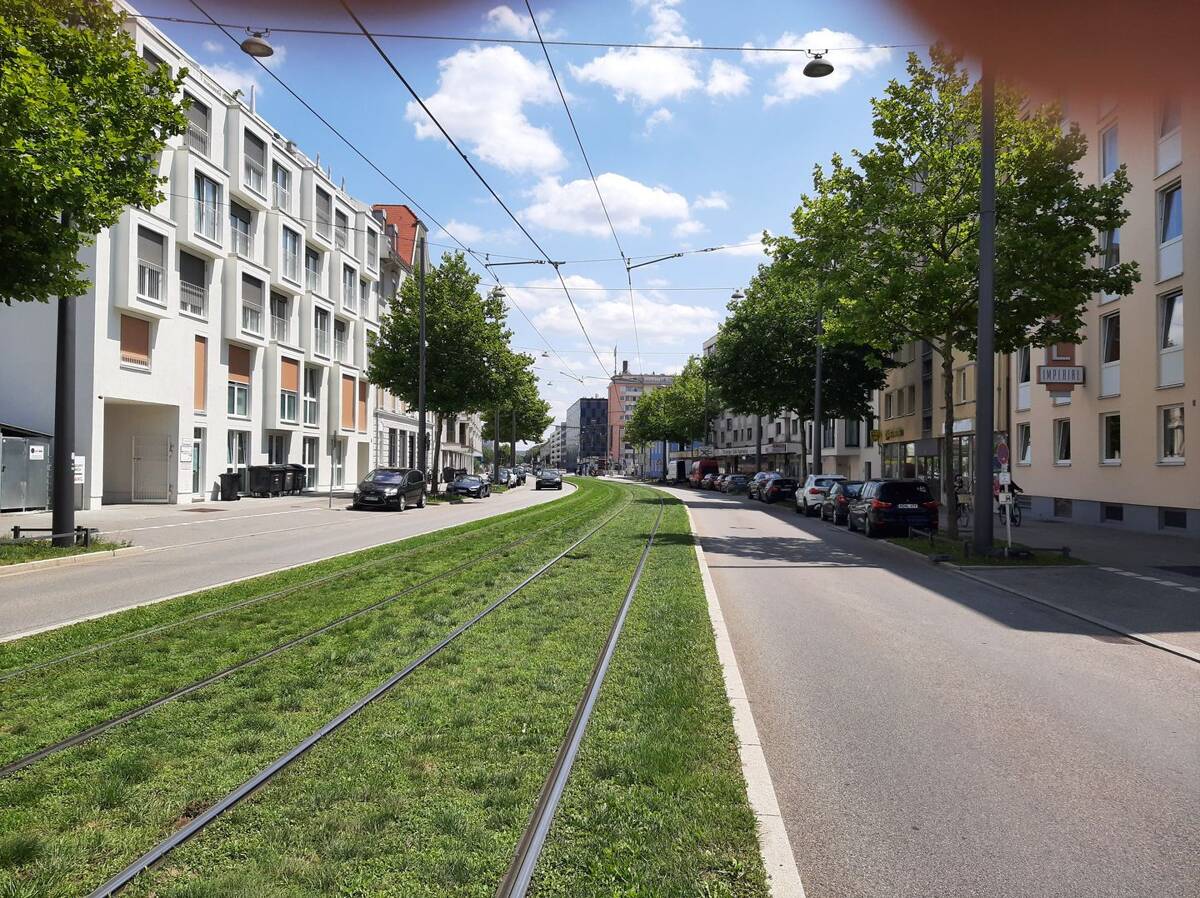 Exklusiv, EBK, TG, modern, neuwertig, ruhig, Nähe MVG – 81241 München – Bild 1 von 9