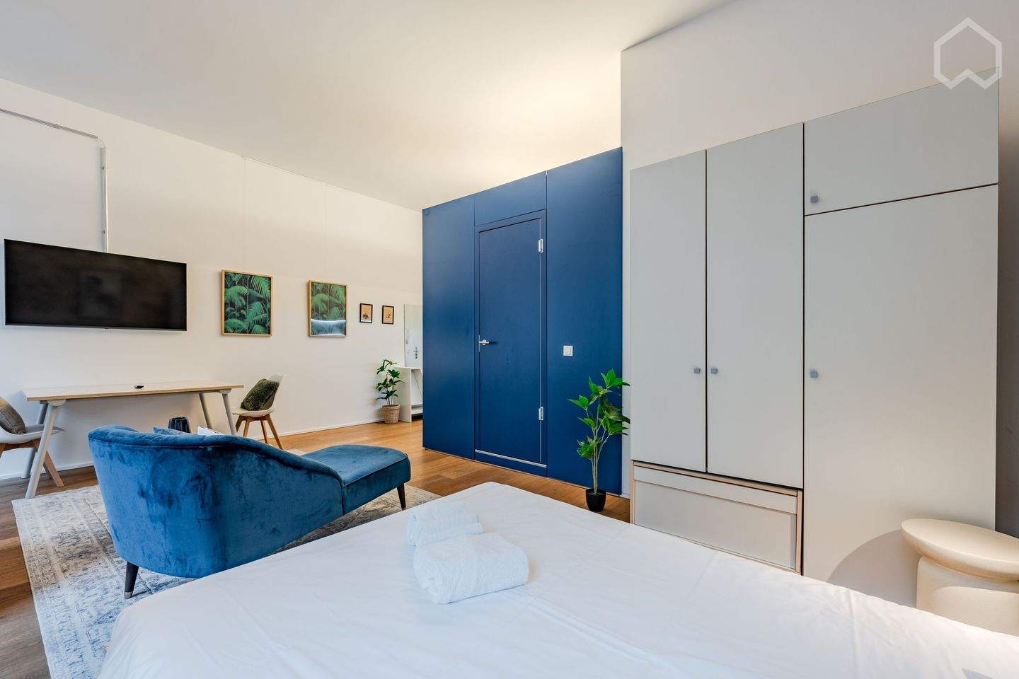 Modernes Studio-Apartment mit Balkon zentral in Friedrichshain (Berlin) – Berlin – Vorschaubild 8