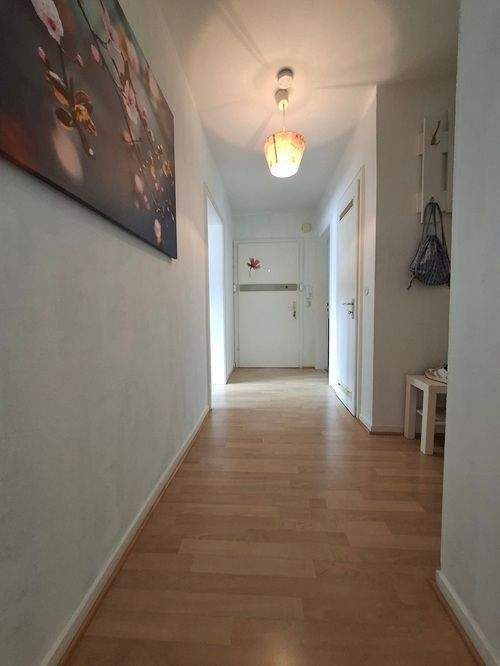 ** Ausschließlich für den 1-2 Personenhaushalt ab 45 Jahre! Helle 3 Zimmerwohnung mit Balkon in fußläufiger Entfernung zur Bonner Innenstadt** – Bonn – Vorschaubild 5