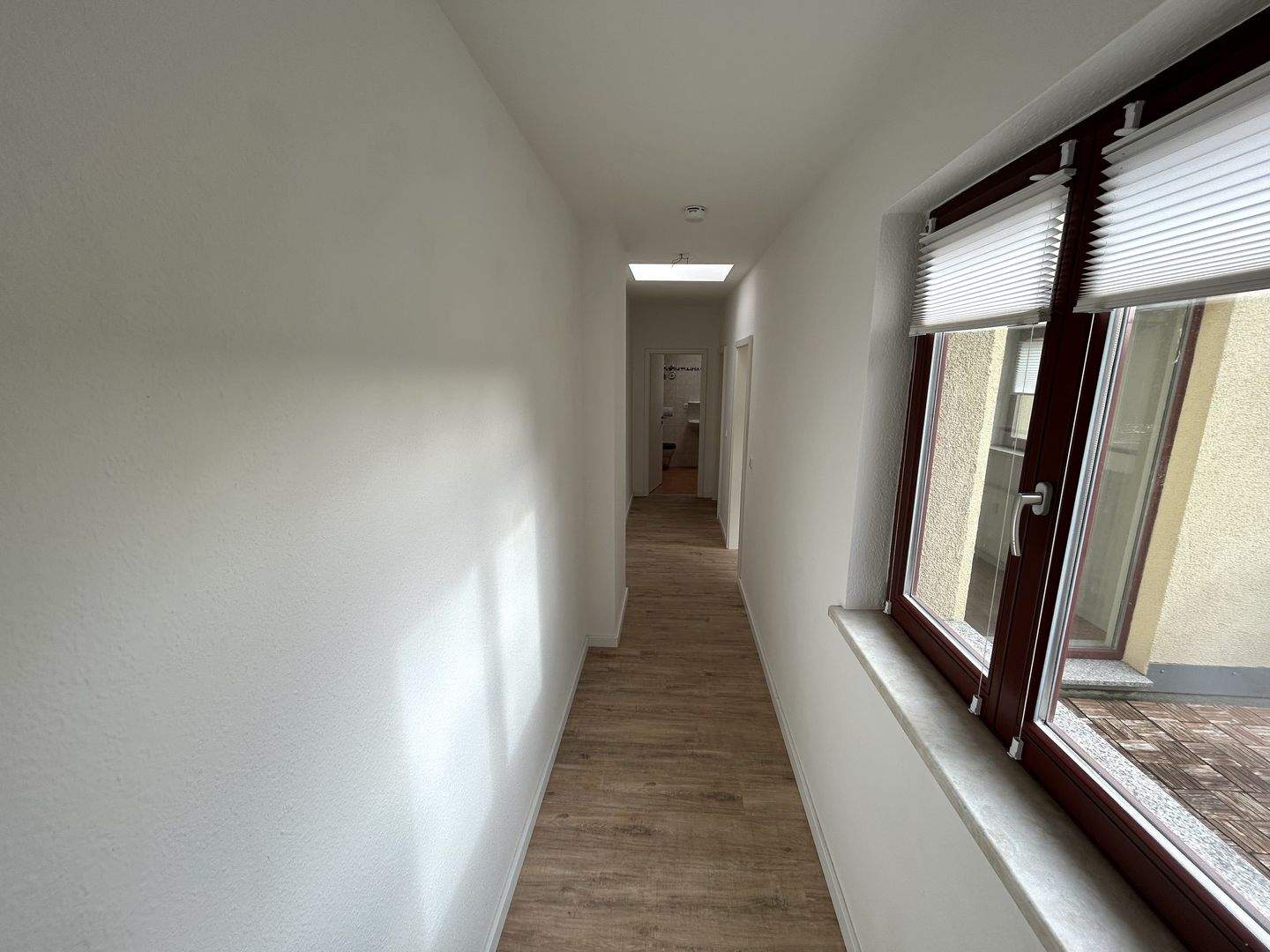 Ihr neues Zuhause: Charmante 3-Raumwohnung mit Balkon in der Magdeburger Altstad – Magdeburg – Vorschaubild 8