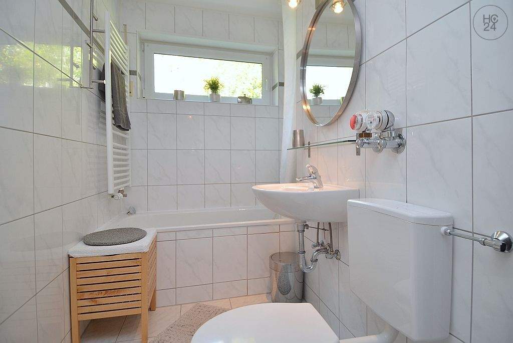 Sehr schöne möblierte 1,5-Zimmer Wohnung mit Balkon im Wiesbadener Rheingauviertel – Wiesbaden – Vorschaubild 4