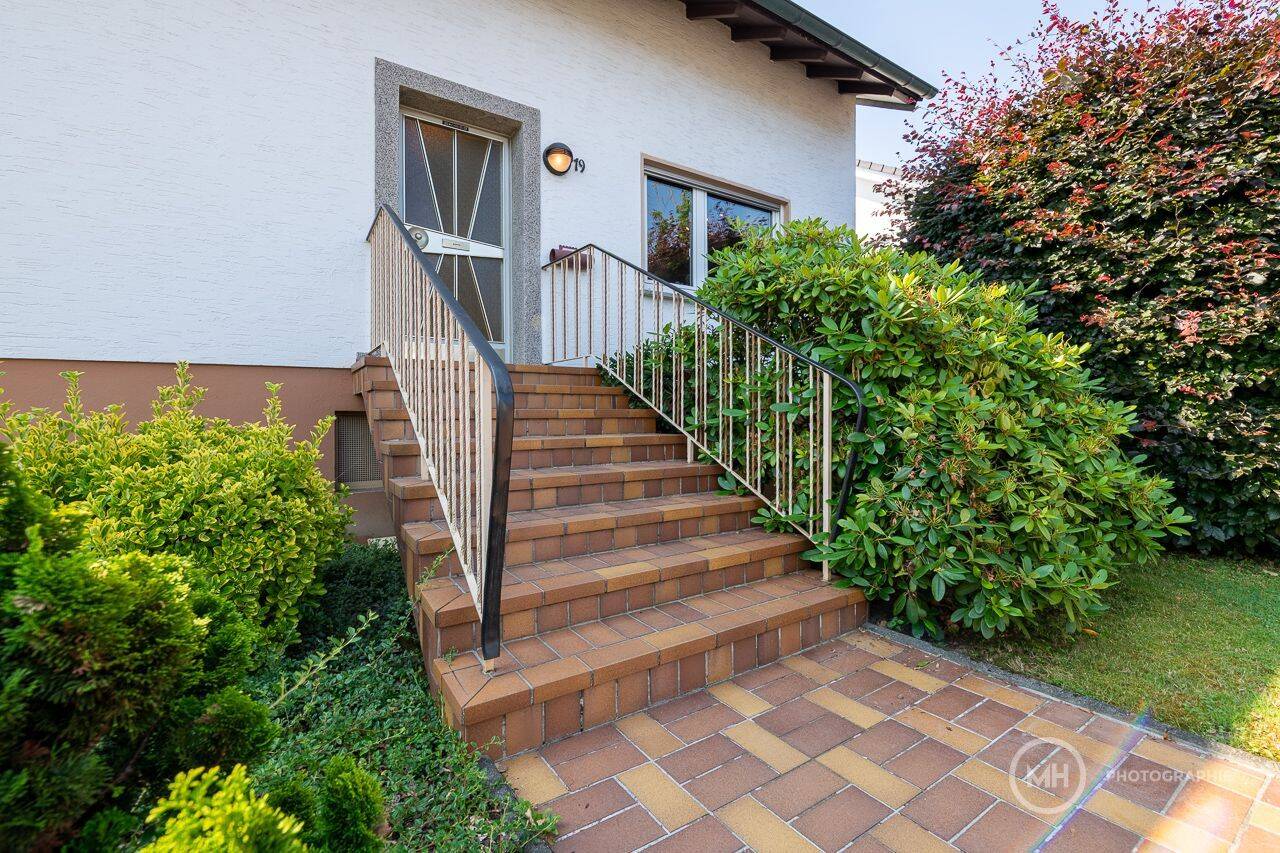 MANNELLA *Retro-Charme mit großem Potenzial - sanierungsbedürftiges Haus mit Garten und 2 Wohneinheiten* – Sankt Augustin – Vorschaubild 6