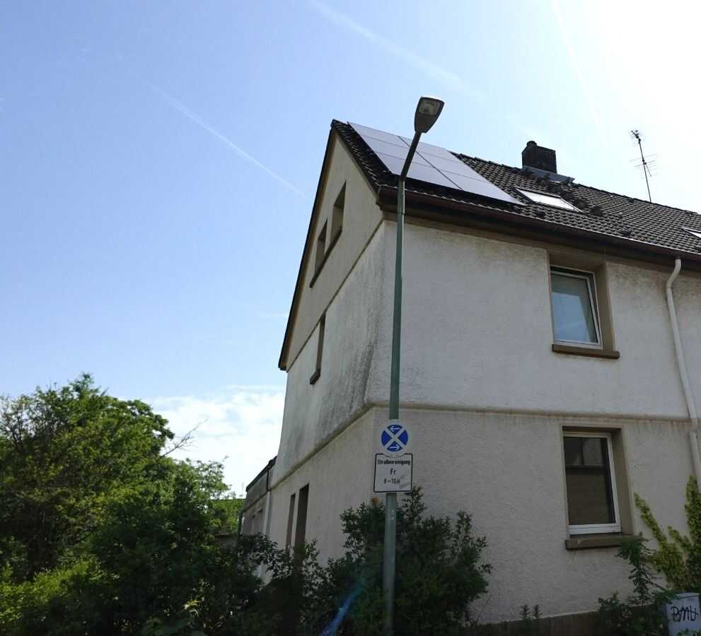 CHARMANTES DENKMALGESCHÜTZTES HAUS MIT GARTEN
