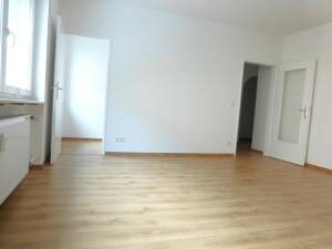 ERSTBEZUG NACH KOMPLETTSANIERUNG! Helle, heimelige 1 ZW (Hochparterre) mit separater Küche nördlich des Wöhrder Sees. – 90489 Nürnberg – Vorschaubild 5