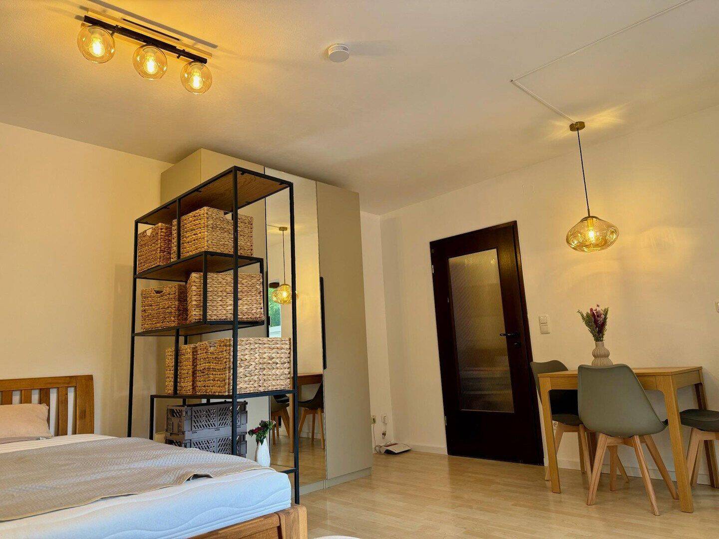 1-Zi.-Wohnung Univiertel Augsburg, TG-Stellplatz, Garten, möbliert, inkl. NK & Internet – Augsburg – Vorschaubild 4