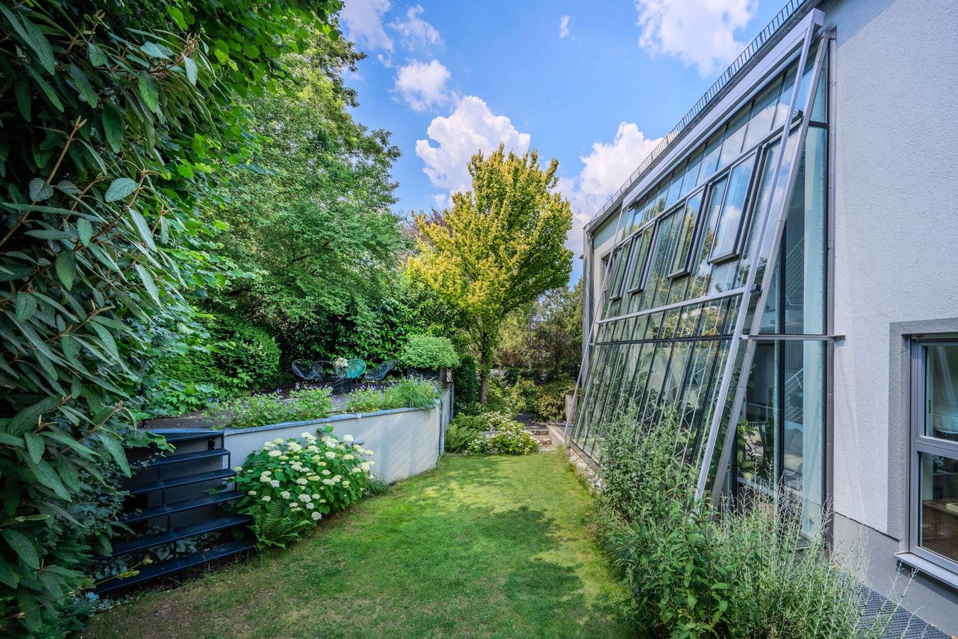 Haus in 82049 Pullach im Isartal mit 270,03 m² kaufen