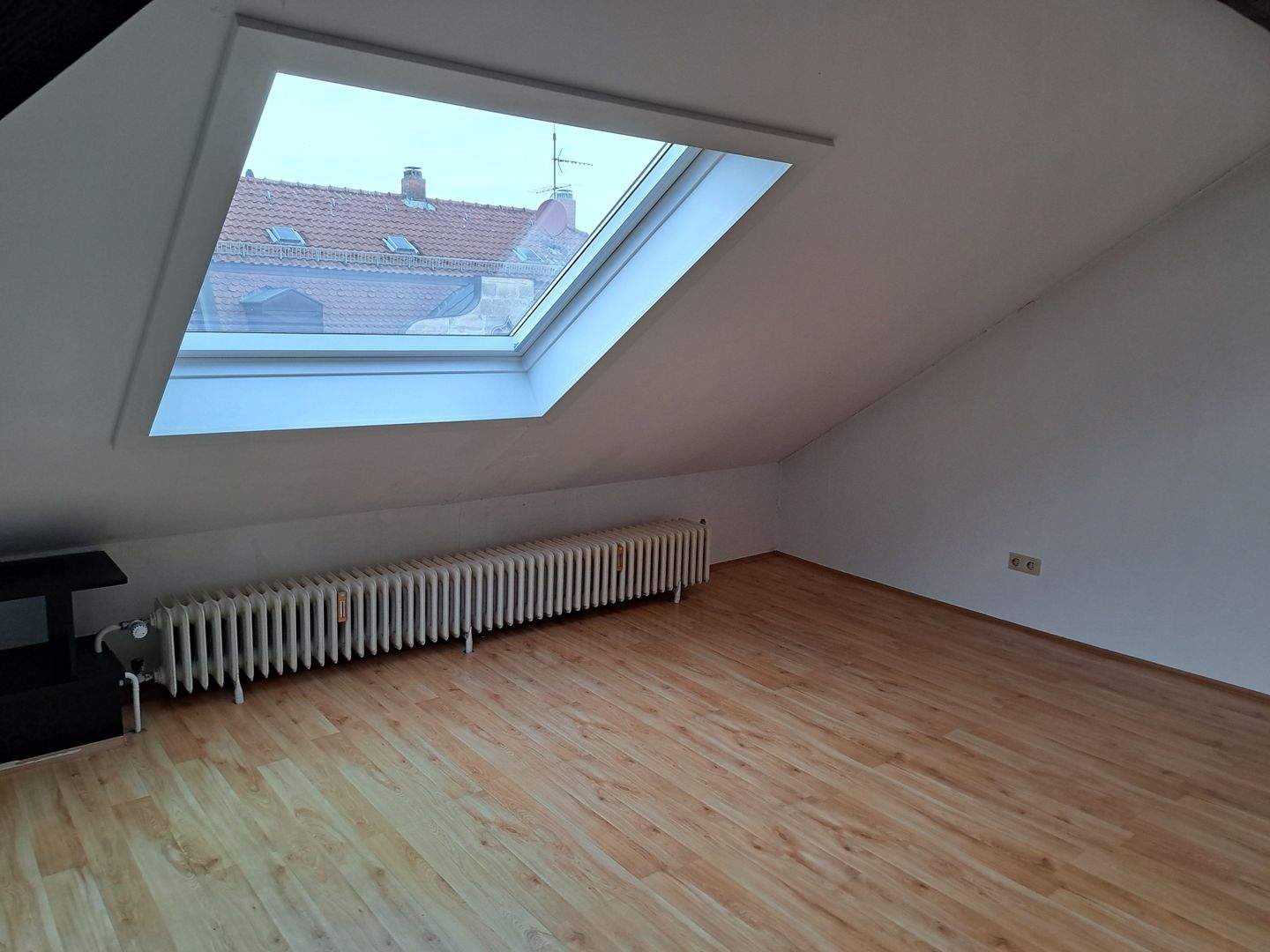 Moderne und aparten 2-Zimmer-Wohnung mit EBK (ohne Ablöse) in bevorzugter Wohnlage Gostenhof – Nürnberg – Vorschaubild 3