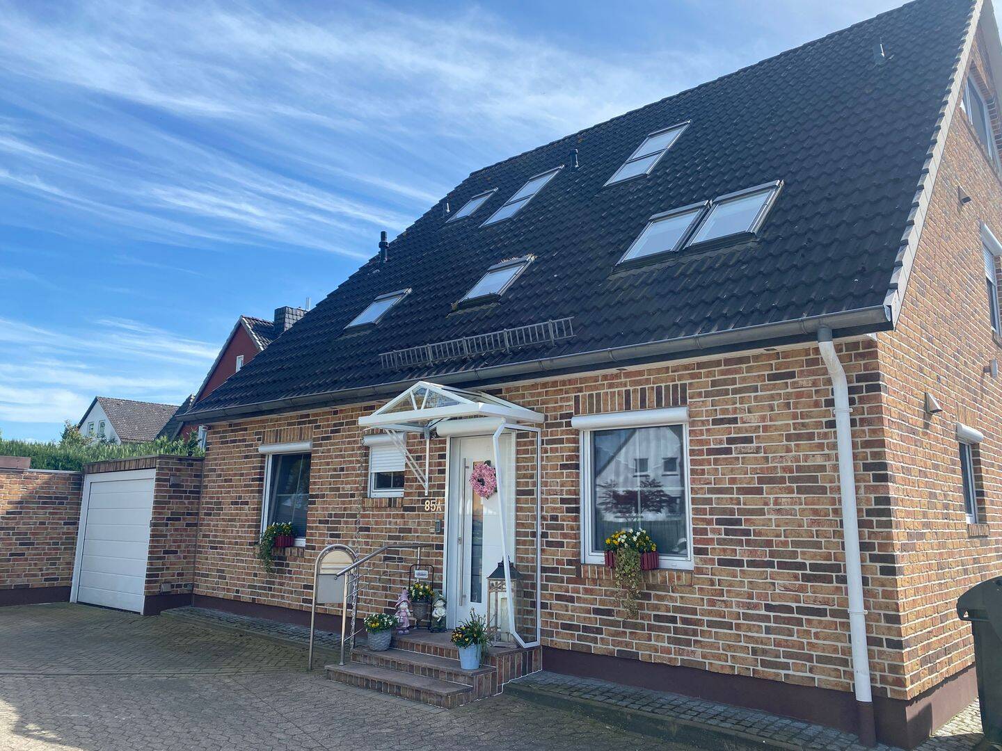 Hochwertige 120 m² Designwohnung mit 2 Bädern, Klimaanlage, Einbauküche