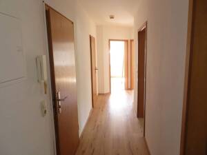 Neu sanierte 3-Raum-Wohnung (1.OG) in Lichte – 98724 Lichte – Vorschaubild 3