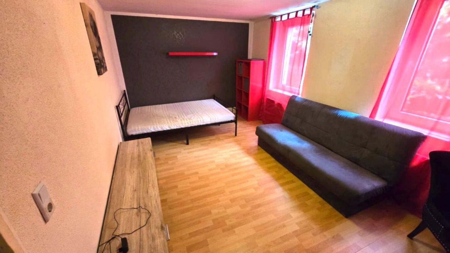 DU-Ruhrort, Hafenstraße 76 - Möbliertes Kleinapartment ab August zu mieten !!! – Duisburg – Vorschaubild 2