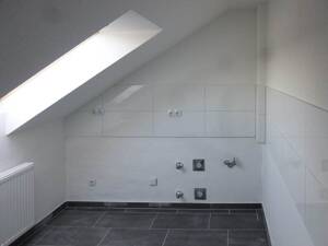 2 R.KDBd. Dachgeschoßwohnung in Oberhausen nähe Hauptbahnhof – 46049 Oberhausen – Vorschaubild 7
