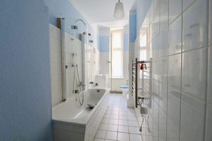 ALTBAUCHARAKTER - BEQUEMES ERDGESCHOSS - BEZUGSFREI – Berlin – Vorschaubild 3