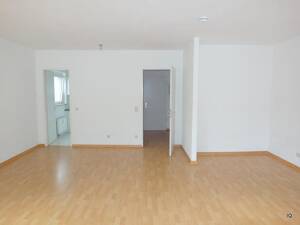 Ab Mitte September 2026: Singlewohnung im Waldschlösschenareal * neuer Laminatboden wird verlegt – 1099 Dresden – Vorschaubild 3