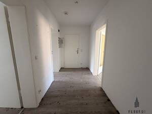 Gepflegte 3-Zimmer-Wohnung mit überdachter Loggia - sofort bezugsfrei – 44866 Bochum – Vorschaubild 4