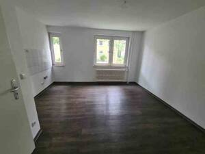 Ab zum 01.10.2026: 2-Zimmer plus Wohnküche, mit modernem Tageslichtbad – 40599 Düsseldorf – Vorschaubild 4