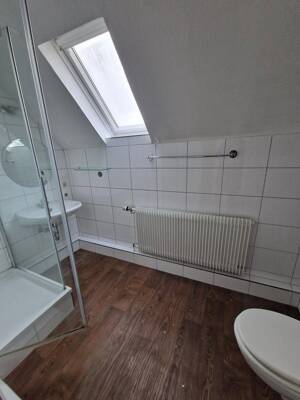 66 qm Licht und Raum im Dach mit Balkon – 33647 Bielefeld – Vorschaubild 5