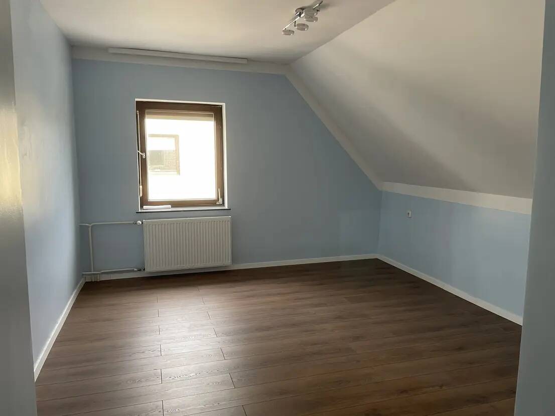 Frisch renoviertes Haus mit Garten, Garage & südlicher Terrasse – ruhige Lage in Northeim – Northeim – Vorschaubild 5