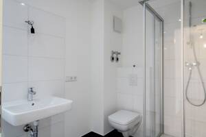 Erstbezug nach Kernsanierung - Moderne 2-Zimmer-Wohnung mit offenen Wohnkonzept und Balkon – 13409 Berlin – Vorschaubild 9