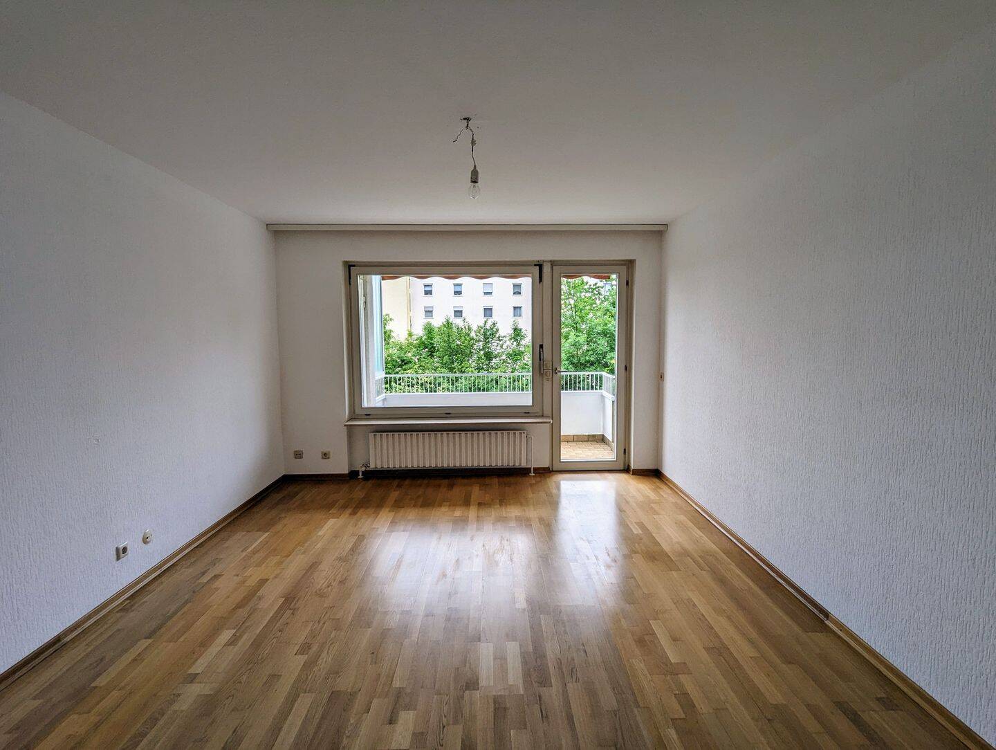 Schöne Wohnung mit Balkon auf dem Saarbrücker Eschberg