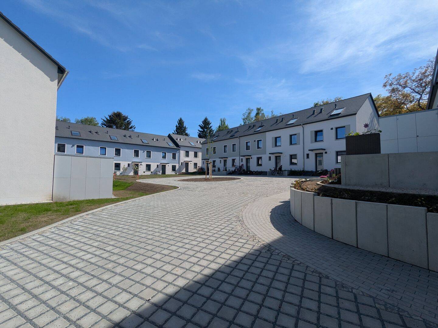 Reihenhaus als Energieeffizienzhaus komplett mit Grundstück-Projektvorstellung – Dresden – Vorschaubild 6