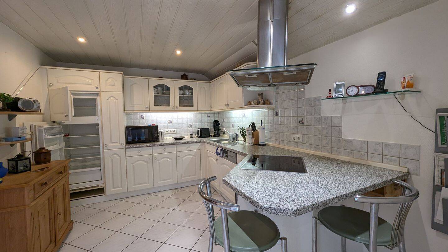 Umfangreich modernisiertes Wohnhaus mit zwei Wintergärten, ruhigem Garten und vielen Extras – Reinhardshagen – Vorschaubild 7