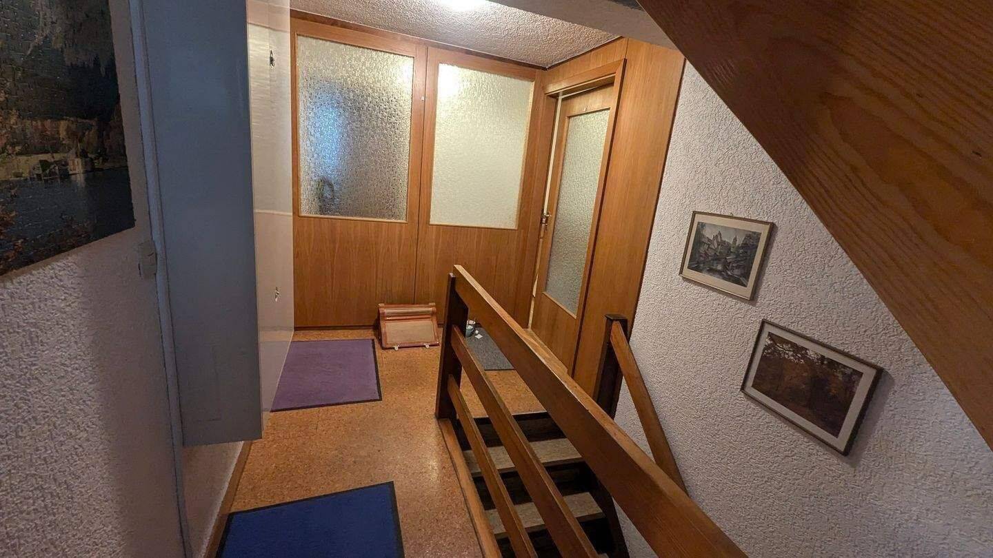 Zweifamilienhaus mit Maisonettewohnung und Gewerbeeinheit im Ebersbacher Stadtzentrum – Ebersbach an der Fils – Vorschaubild 8