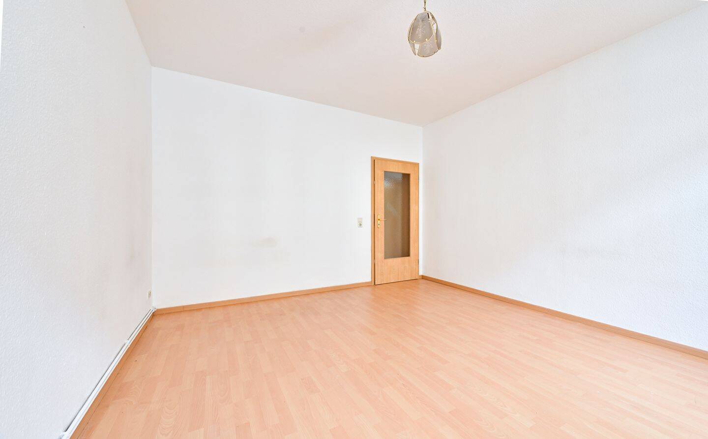 2-Raum-Wohnung im Erdgeschoss auf Wunsch mit Einbauküche in Chemnitz-Gablenz zu vermieten – Chemnitz – Vorschaubild 5