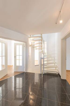 * Familienfreundliches Architektenhaus mit besonderem Wohnflair * – 40629 Düsseldorf – Vorschaubild 8