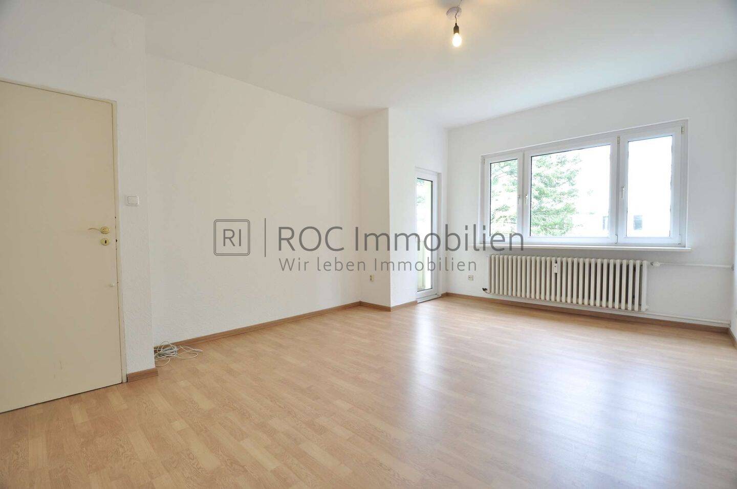 Bezugsfreie 2-Zimmer-Wohnung mit Balkon! Berlin-Lichtenrade – Berlin – Vorschaubild 2