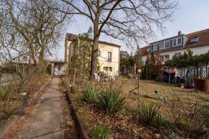 Platz für Ideen: Vielseitig nutzbares Grundstück mit Einfamilienhaus / Mehrgenerationenhaus – 12623 Berlin – Vorschaubild 4