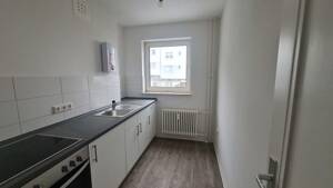 Wer will mich!? Ansprechende 2-Zimmer-Wohnung – 24143 Kiel – Vorschaubild 2