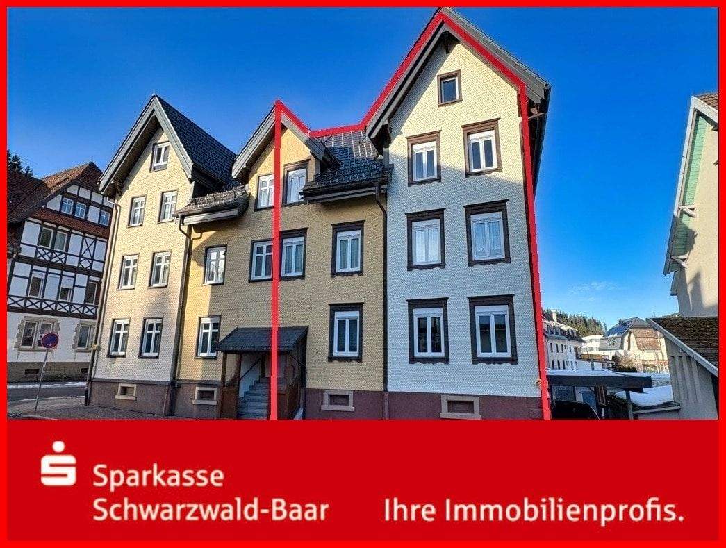 3-Familienhaus in zentrumsnaher Lage – Furtwangen im Schwarzwald – Bild 1 von 8