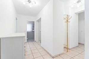 Helle, freundliche 4-Zimmer-ETW mit TG-Platz und eigenem Garten in begehrter Lage – 52072 Aachen – Vorschaubild 4