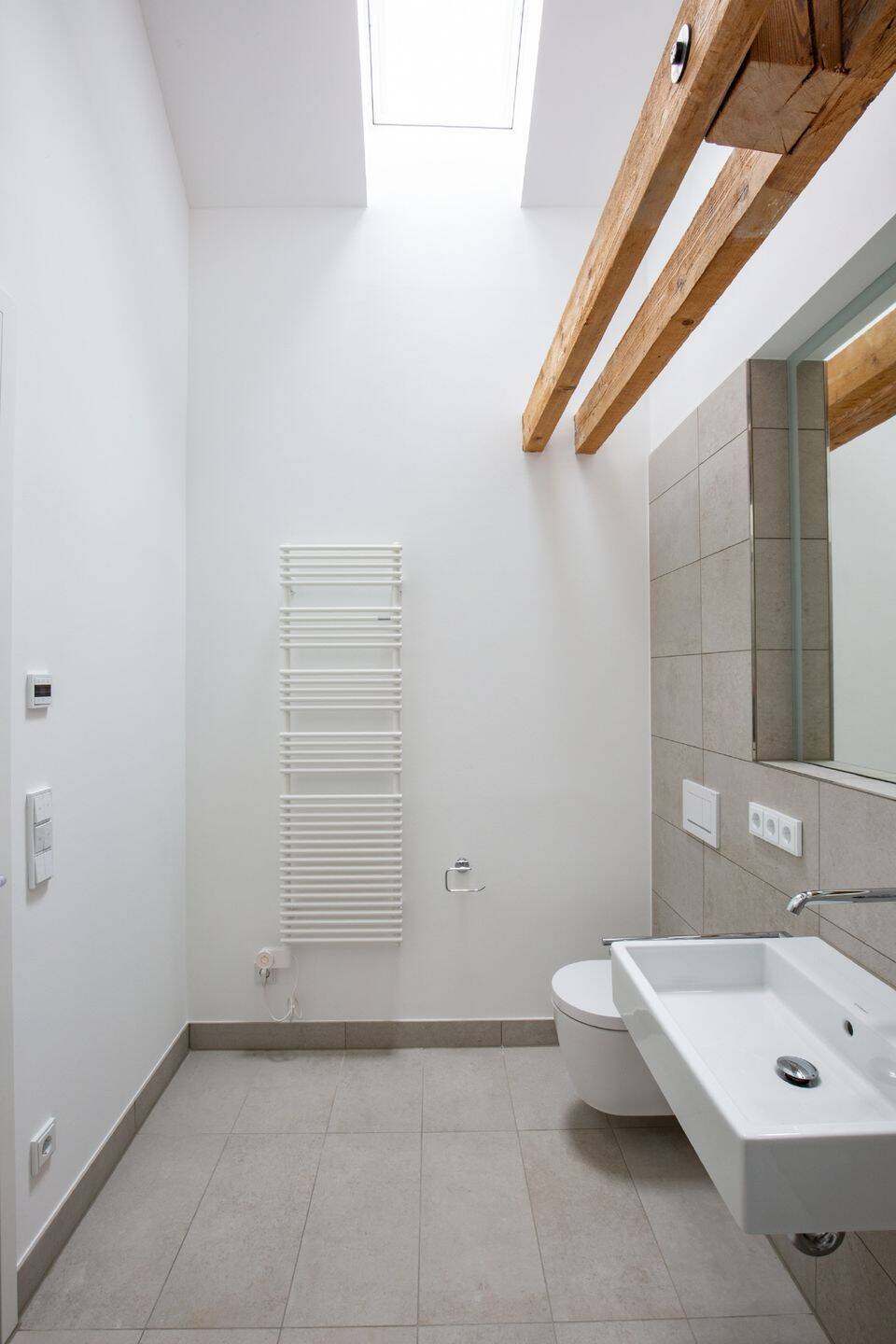 AIGNER - Familienparadies in Schwabing: Exklusives 4-Zimmer-Penthouse mit Loggia und Top-Aussicht – München – Vorschaubild 9