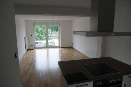Bezugsfrei 01.08.2026: helle in 2014 sanierte 2 ZKB mit Balkon im Neuen Proviantbachquartier – Augsburg – Vorschaubild 7