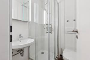 Ruhiges 1-Zimmer-Apartment mit Südterrasse und Duplex-Stellplatz in der Maxvorstadt – 80799 München – Vorschaubild 7