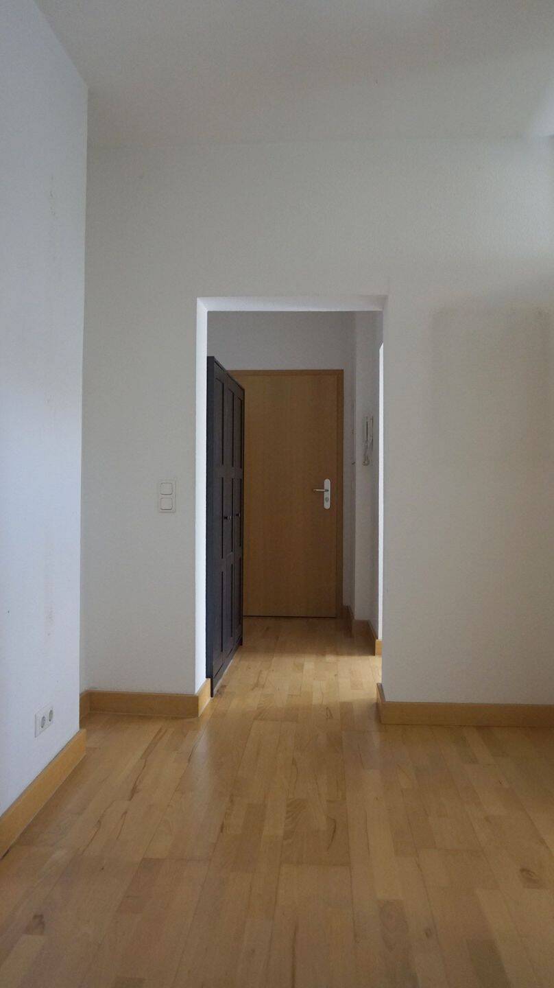 JUNGES WOHNEN AM RANDE DER ALTSTADT - SINGLE-WOHNUNG MIT BALKON SUCHT NEUEN MIETER !!! – Erfurt – Vorschaubild 4