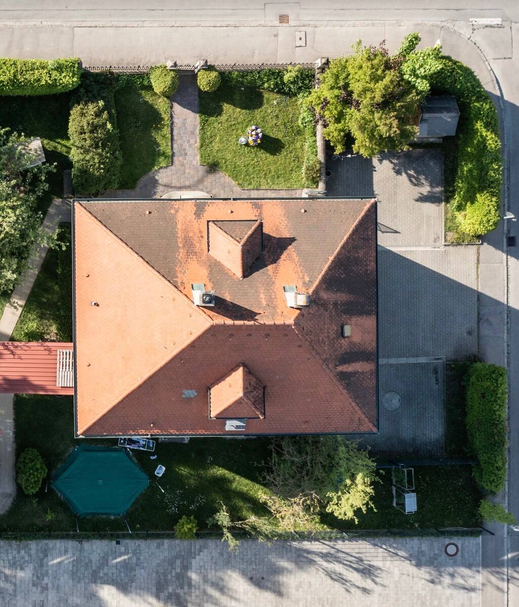 Einfamilienhaus mit enormem Platzangebot und viel Ausbaupotential in Landsberg – Landsberg am Lech – Vorschaubild 2