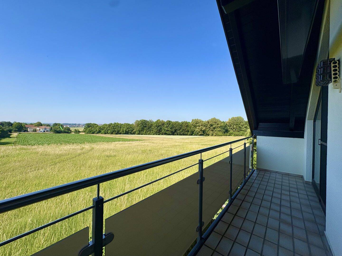 Einfamilienhaus mit Blick über die Felder – Wettstetten – Vorschaubild 2