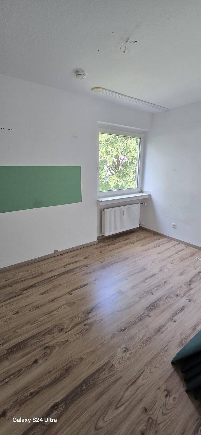 Eine geräumige Wohnung mit Potenzial – Bochum – Vorschaubild 9
