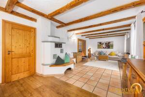 Großzügige Wohnung im "Hauskonzept" mit Balkon, Terrasse und Garage zu verkaufen.