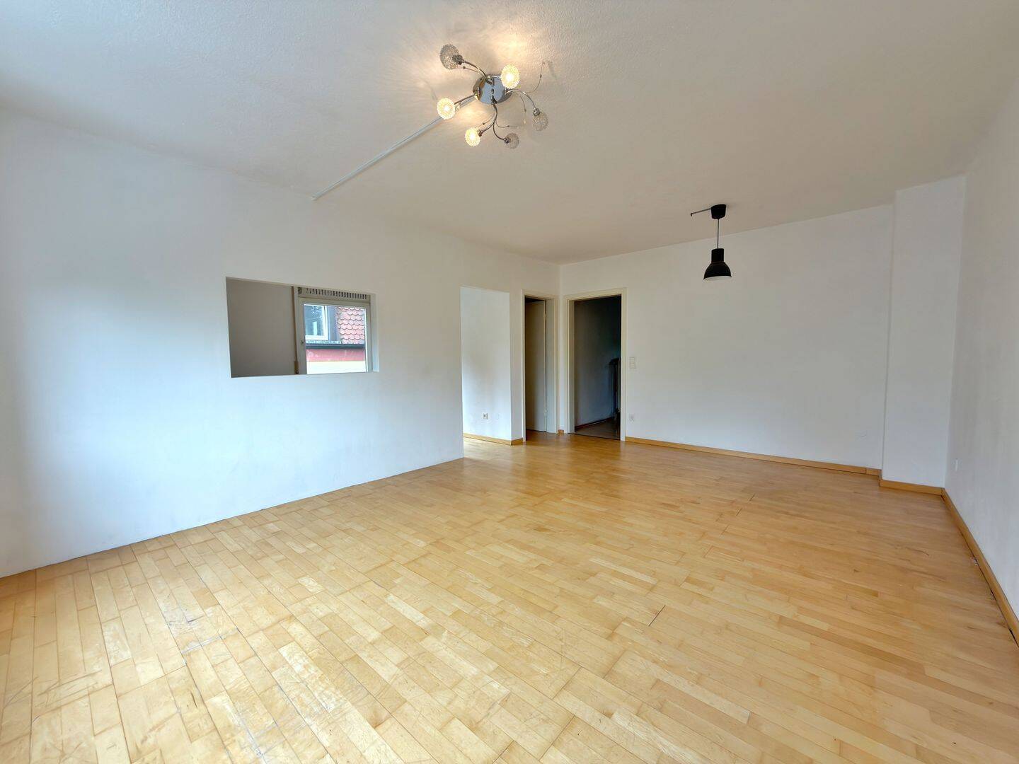 N-Mögeldorf - 3-Zi-Maisonettewohnung mit Duplex-Parker und Einbauküche ~ hoher Rücklagenanteil – Nürnberg – Vorschaubild 4
