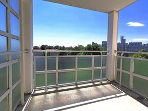 Genießen Sie die Sonne auf Ihrem Balkon mit Blick ins Grüne... – 81379 München – Vorschaubild 1