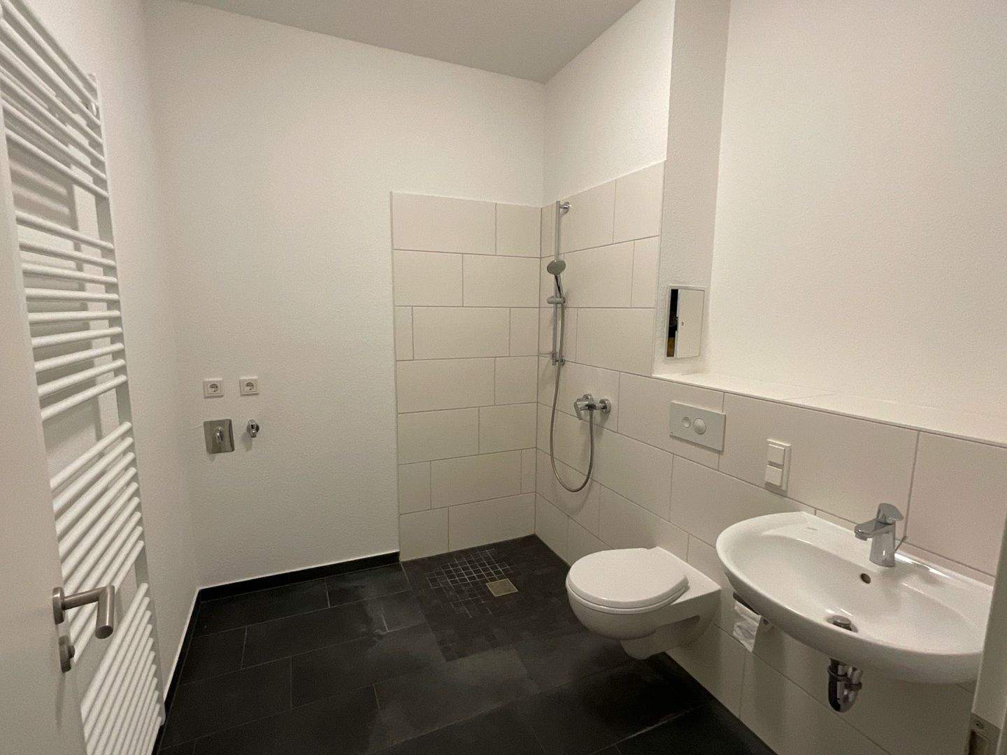 1-Raum-Apartment in Nähe des Angers – Erfurt – Vorschaubild 3