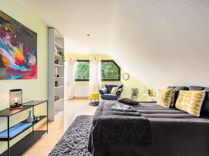 Gut wohnen - 2-Zimmer-Maisonette-Wohnung mit Balkon und Garagenstellplatz am Kaiserberg – 47058 Duisburg – Vorschaubild 7